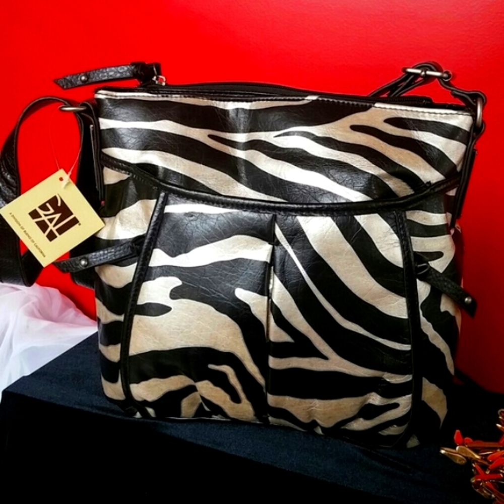 GAL shoulder bag